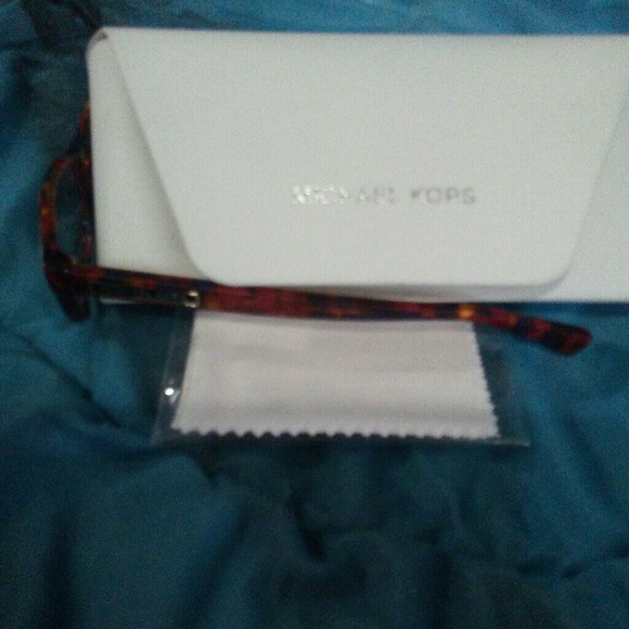 Designer Micael Kors frames - Picture 3 of 8